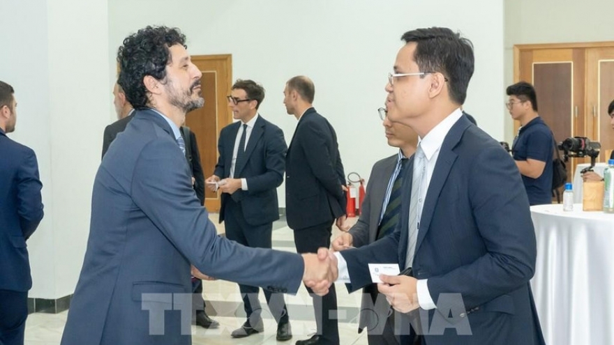 Vietnamese, Italian enterprises join hands to expand global supply chains